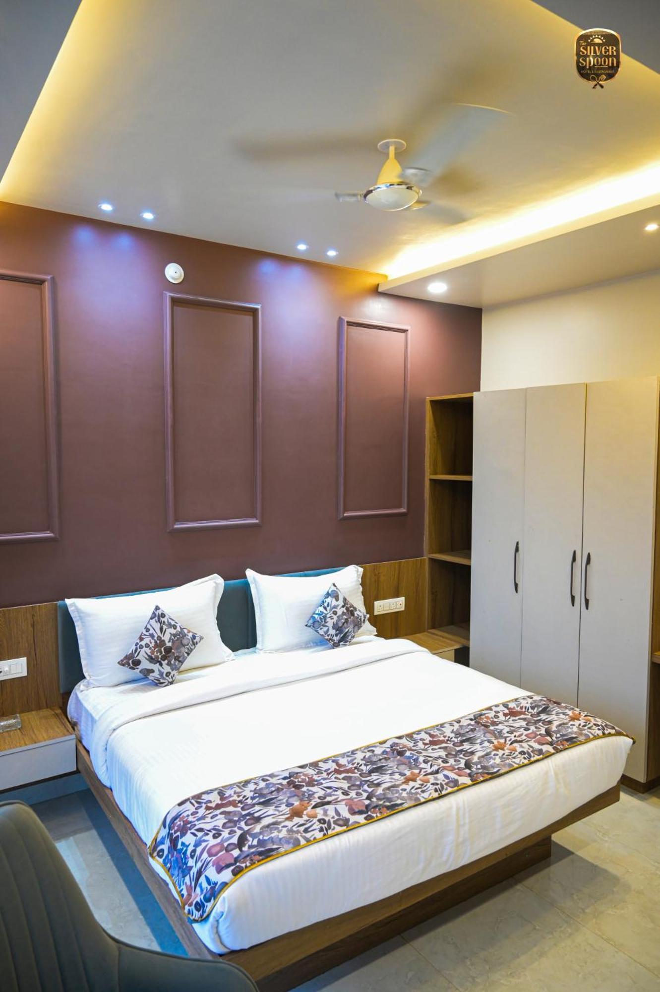 The Silver Spoon Hotel & Restaurant Būndi 外观 照片