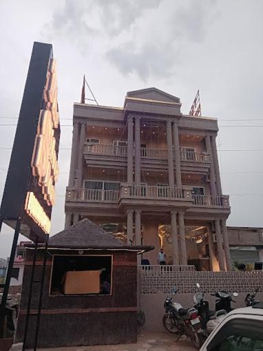 The Silver Spoon Hotel & Restaurant Būndi 外观 照片